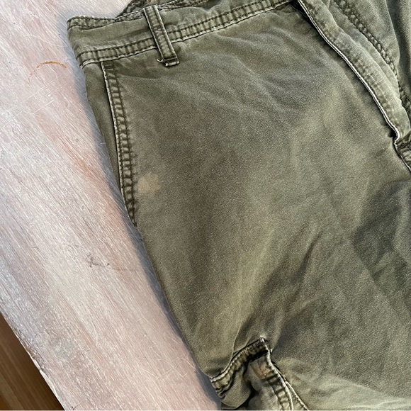 Abercrombie & Fitch Green Cargo Pants Size XXS - Picture 2 of 6